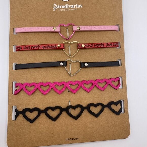 4/$20 Stradivarius Set of 5 Heart Chokers - Picture 1 of 7